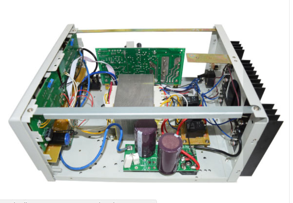 香港龙威电源内部结构图